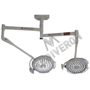 lampada scialitica a soffitto 1