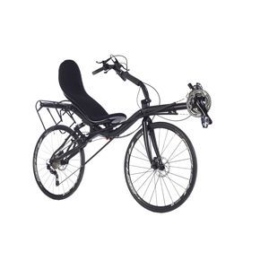 bicicletta reclinata a pedali