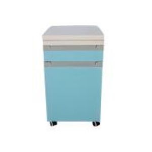 comodino con cassetti 1