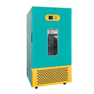 incubatore da laboratorio biochimico