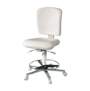 sedia con rotelle