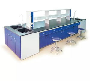 tavolo di procedura da laboratorio