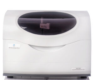 analizzatore di chimica clinica automatico