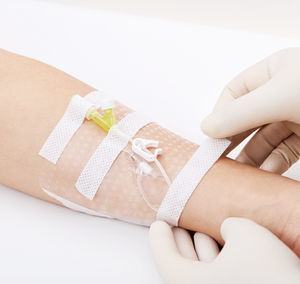 fissatore per catetere intravenoso 1