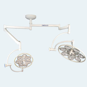 lampada scialitica a soffitto
