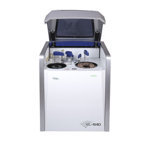 analizzatore di chimica clinica automatico