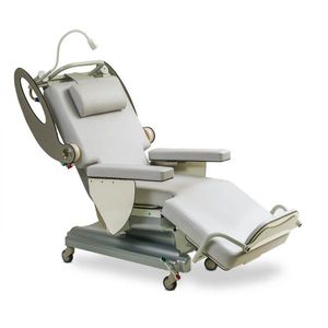 poltrona elettrica per trattamenti clinici 1