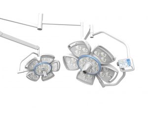 lampada scialitica a soffitto