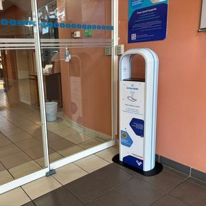 dispenser igienizzante da terra 1