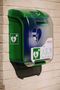 armadio per defibrillatore