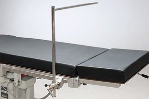 supporto per tavolo operatorio