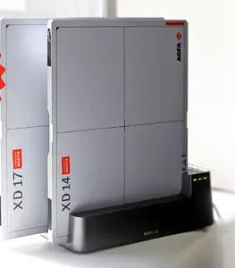 Agfa riduce i prezzi e aumenta la qualità 