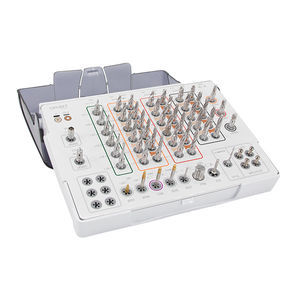 strumentario chirurgico per implantologia dentale 1