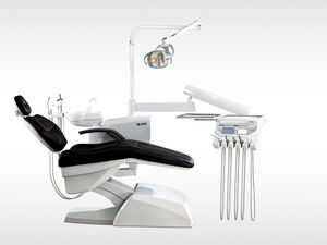 riunito odontoiatrico con portastrumenti