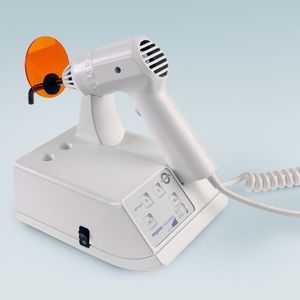 lampada polimerizzante odontoiatrica