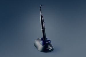 lampada polimerizzante odontoiatrica