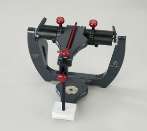 articolatore dentale semiadattabile