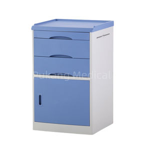 comodino con cassetti 1