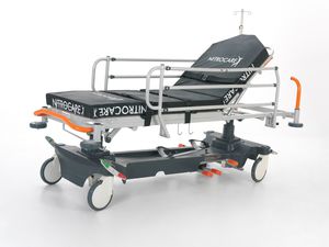 barella con carrello di emergenza
