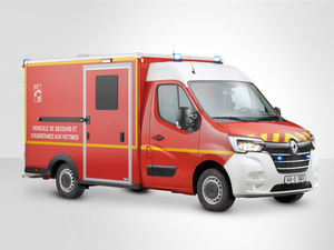 ambulanza con compartimenti
