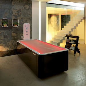 lettino per spa elettrico 1