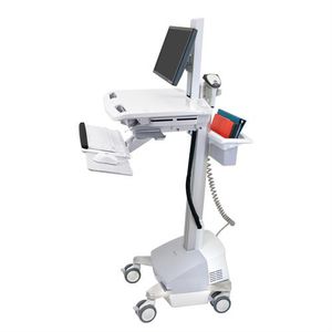 carrello informatico con batteria 1