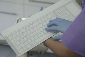 tastiera medicale con tastierino numerico