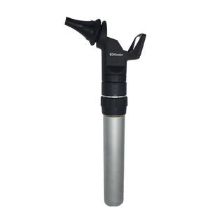 otoscopio con speculum