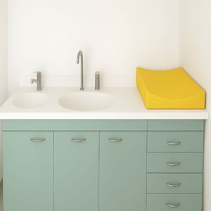 mobile con fasciatoio con lavabo integrato