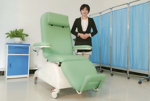 poltrona per prelievo di sangue elettrica 1