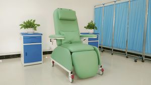 poltrona per prelievo di sangue elettrica 1