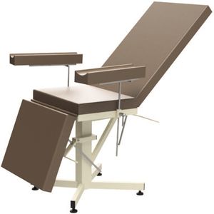 poltrona per prelievo di sangue manuale 1