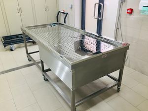tavolo di lavaggio salme