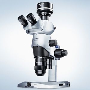 stereomicroscopio da laboratorio / digitale / trinoculare / a sfondo scuro