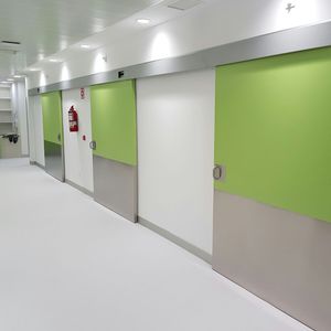 porta per struttura sanitaria
