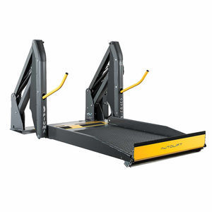 piattaforma elevatrice per sedia a rotelle