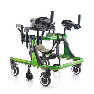 deambulatore rollator a 4 ruote 1