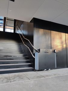 piattaforma elevatrice per sedia a rotelle