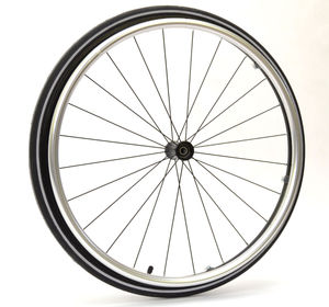 ruota per sedia a rotelle posteriore