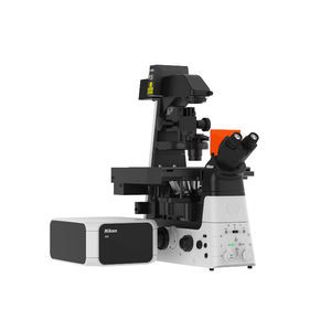 microscopio ottico