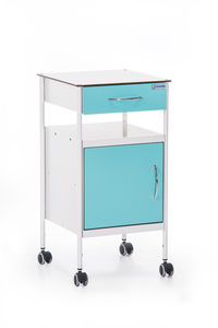 comodino con rotelle 1