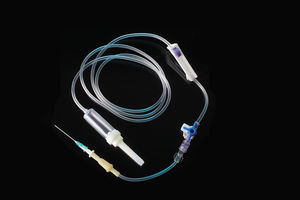 set di infusione in polivinilcloruro (PVC)
