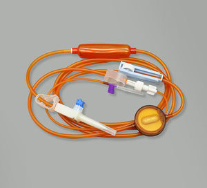 set di infusione resistente alla luce 1