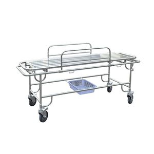 barella con carrello di emergenza