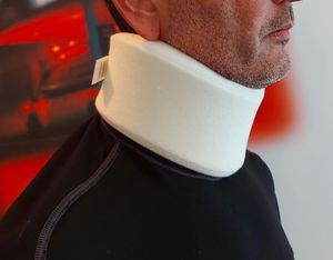 collare cervicale semirigido 1