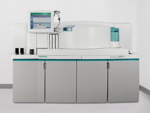 analizzatore di chimica clinica automatizzato