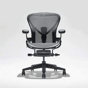 sedia da ufficio con braccioli 1
