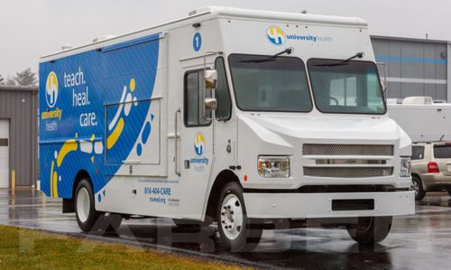 Unità mobile ospedaliera per test Covid-19 - 17341 - Farber Specialty Vehicles - camion / con compartimenti / diesel