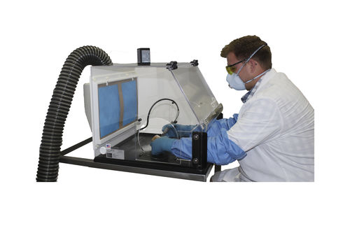Glove box classe III - Flow Sciences - per necropsia / di contenimento / da banco