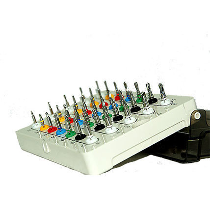 Strumentario chirurgico per implantologia dentale - 0025 - Dentin Implants Technologies LTD